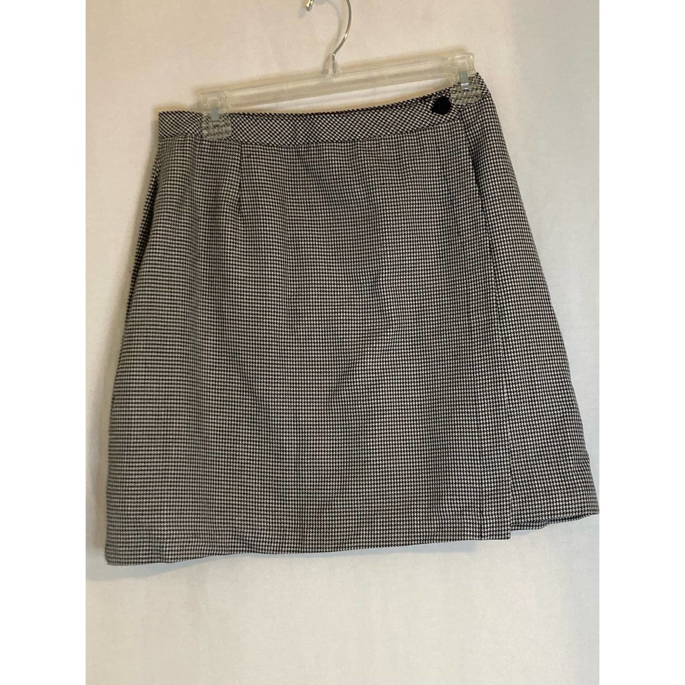 Basic Equipment Women’s Wrap Skirt Black & White Hounds Tooth Size 8 See Photos‎